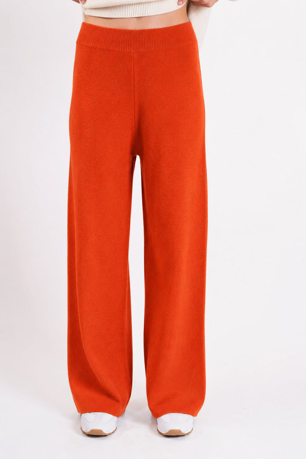 COMPLETO IN MAGLIA OVER SCOLLO A V & PANTALONI A PALAZZO